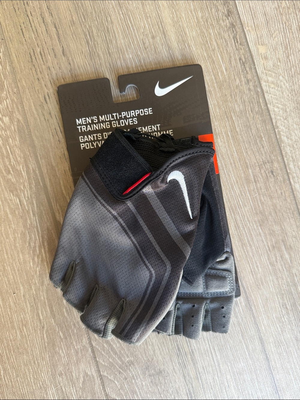 New Nike Men’s Fingerless Training Gloves